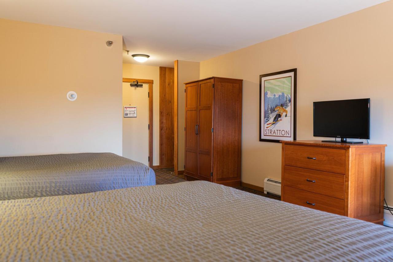 Deluxe Queen Room Two Queen Beds